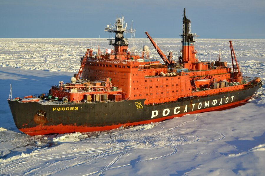 Россия ломает лед на Северном морском пути