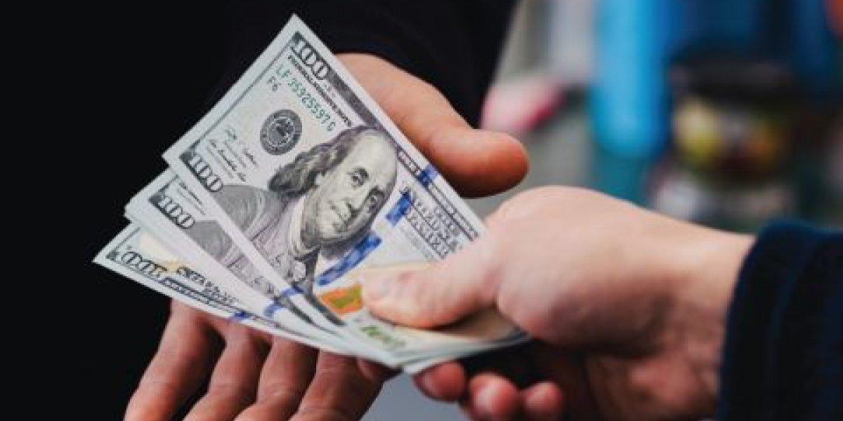 Долларовый тупик: почему старые банкноты превращаются в бесполезную бумагу