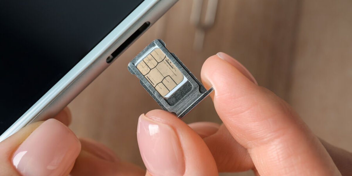 «Охлаждение» связи: как новые правила блокировки SIM-карт ударили по жителям приграничья